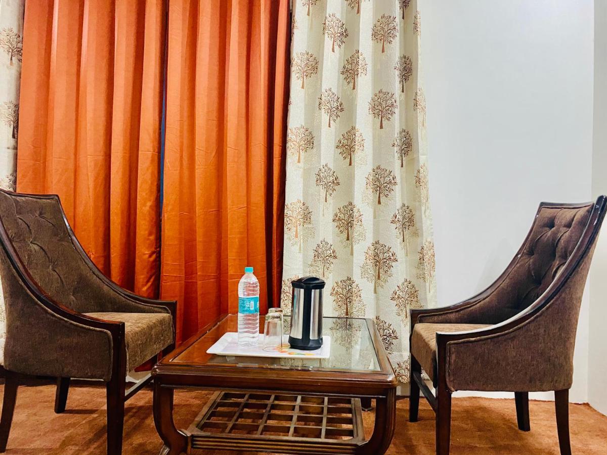 Royal Green Mashobra - Mountain And Valley View Rooms Шімла Екстер'єр фото