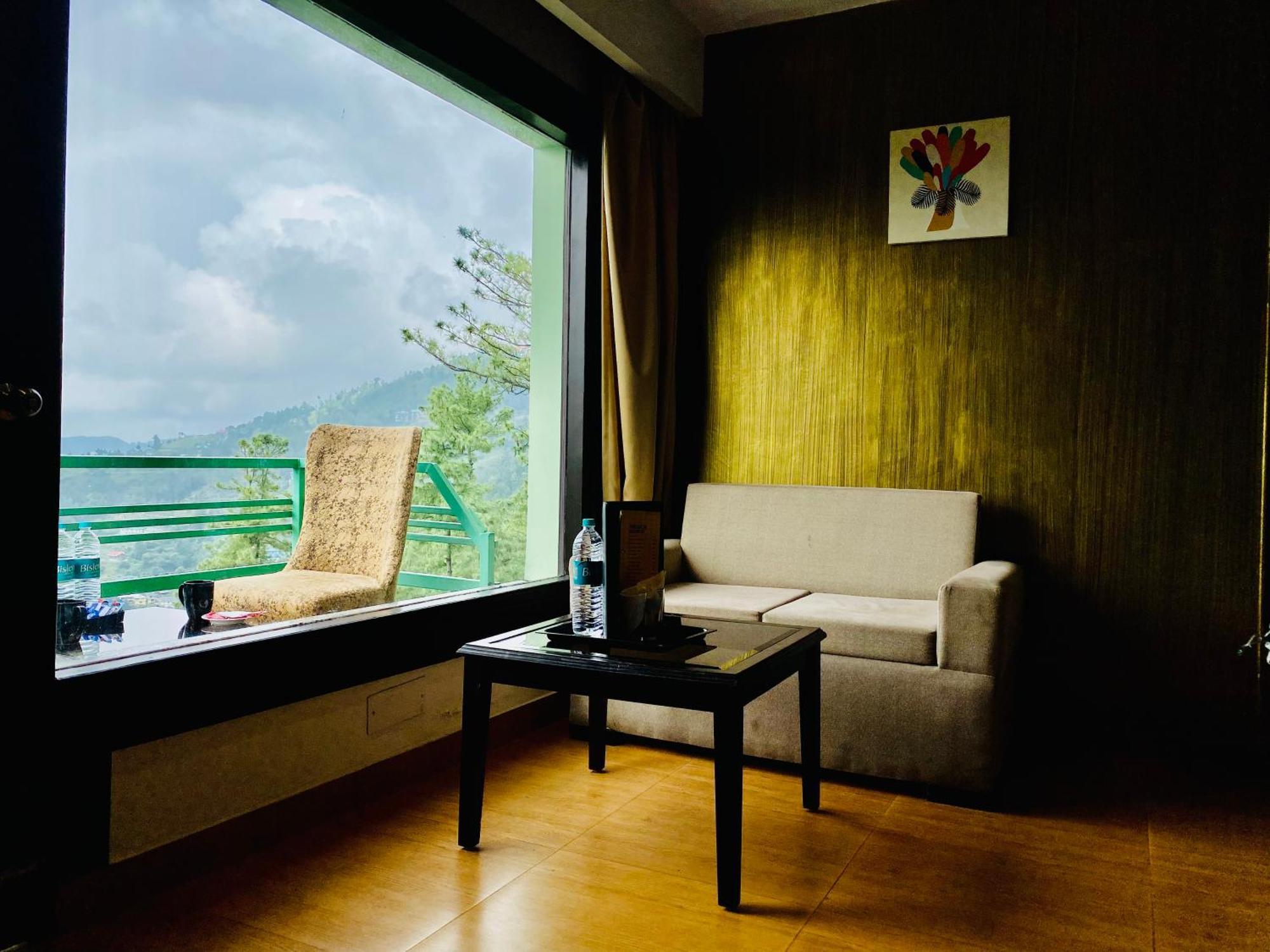 Royal Green Mashobra - Mountain And Valley View Rooms Шімла Екстер'єр фото